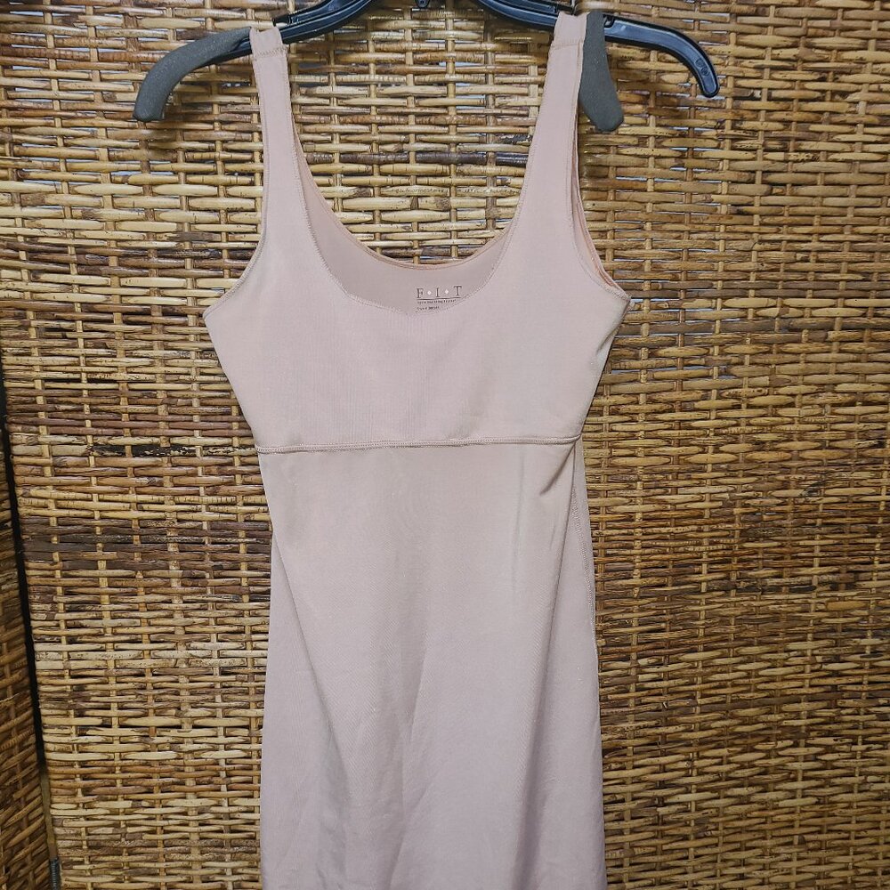 F*I*T Figure Improving Technology Shaper Slip Women's Medium Nude